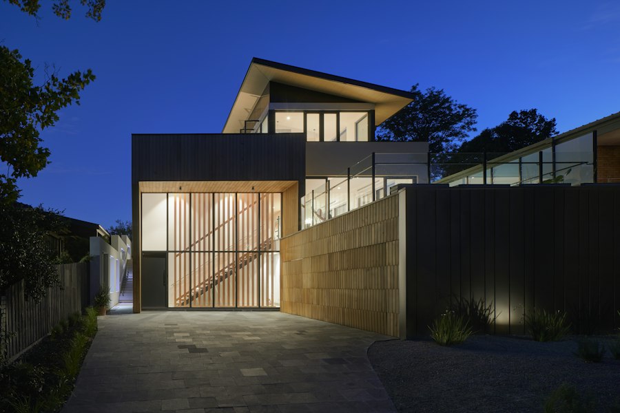 Outdoor Living & Deck Structure